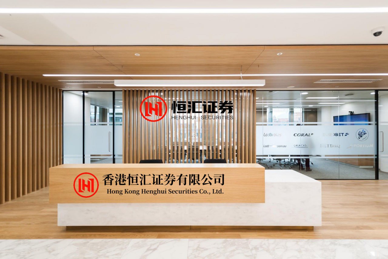 策略联盟 水瓶座：灵魂渴望新鲜感，一成不变的日子留不住他们！